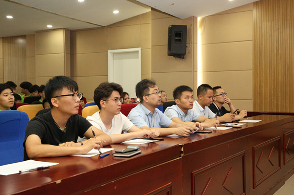 “家校同心，攜手共進(jìn)”2019年上半年階段結(jié)課答辯分享會圓滿結(jié)束