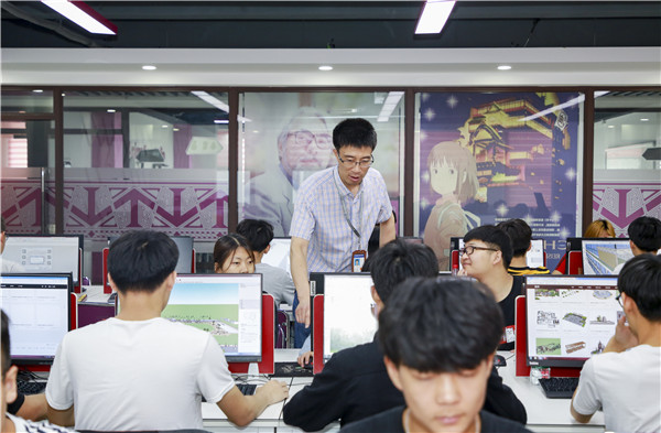 初中畢業(yè)上職業(yè)學(xué)校好么？