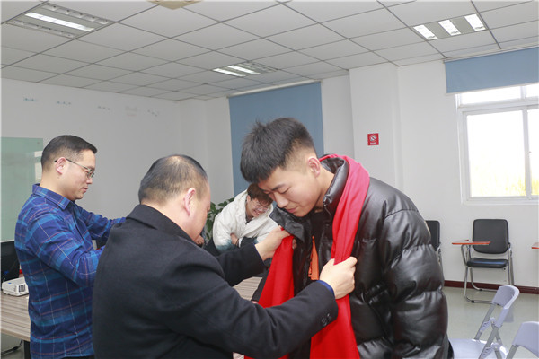 暖心回訪求職企業(yè)，心系學子服務終身!