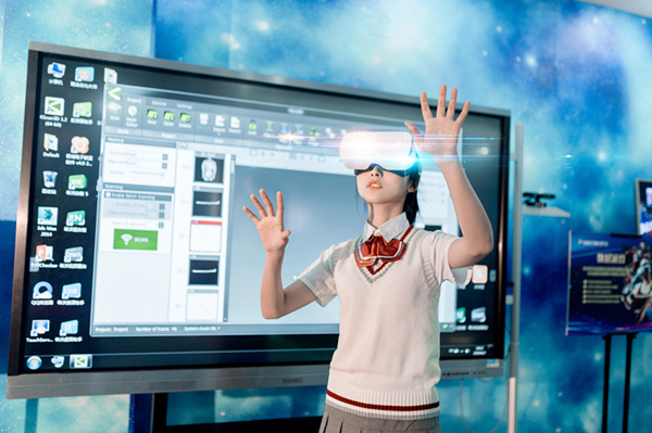 初<a href=http://njxh.cn target=_blank class=infotextkey>高中</a>女生成績不理想，可以學(xué)什么技術(shù)？