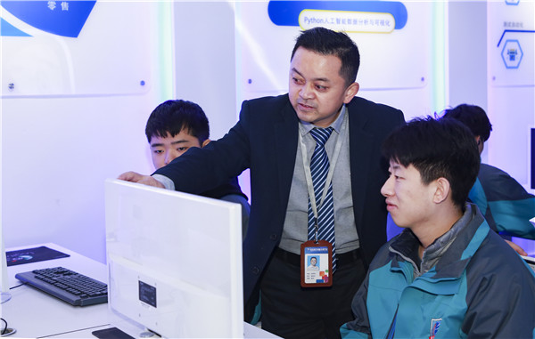 男生適合學什么<a href=http://njxh.cn target=_blank class=infotextkey>專業(yè)</a>，就業(yè)前景好？