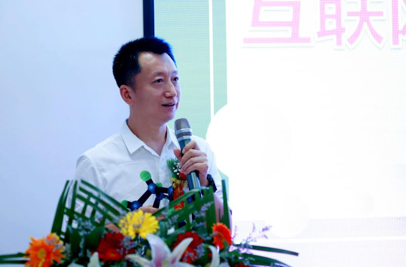 傳遞向上力量！新華電腦學?！独蠋焷砹恕?月繼續(xù)開講！