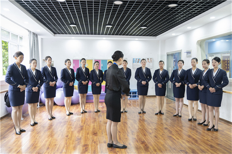 所有美眉注意了！十大適合女生學(xué)的<a href=http://njxh.cn target=_blank class=infotextkey>專業(yè)</a>