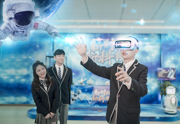 都2022年了，現(xiàn)在入行互聯(lián)網(wǎng)晚不晚？好就業(yè)嗎？