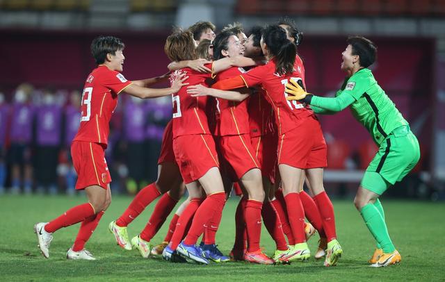 中國(guó)女足闖進(jìn)亞洲杯決賽，滿滿的女性力量!