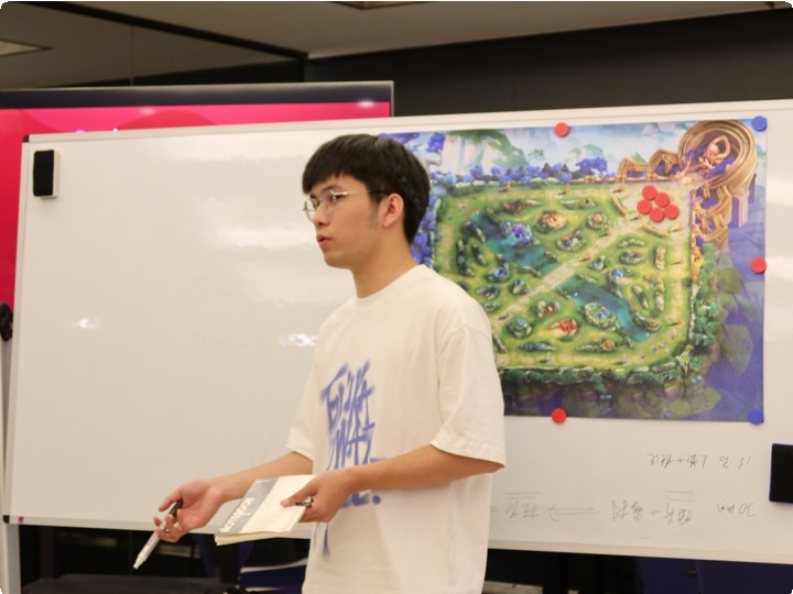 “玩轉(zhuǎn)熱愛，競無止境”|新華互聯(lián)網(wǎng)科技2022電競青訓營正式開營！
