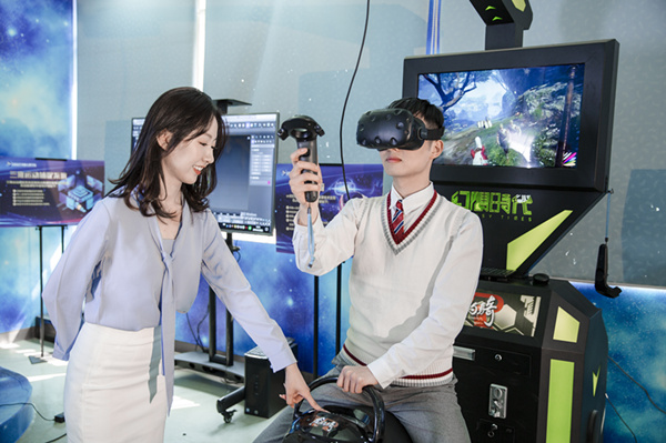 女生學電子商務好嗎，有發(fā)展嗎？