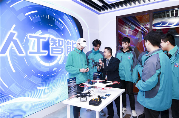 南京新華電腦專修學院地址，怎么走？