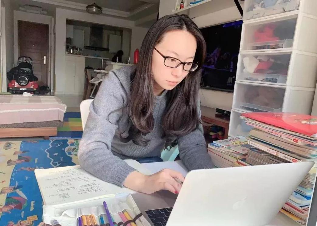停課不停學(xué)，“云學(xué)習(xí)”開(kāi)啟，看新華老師都在哪里備課