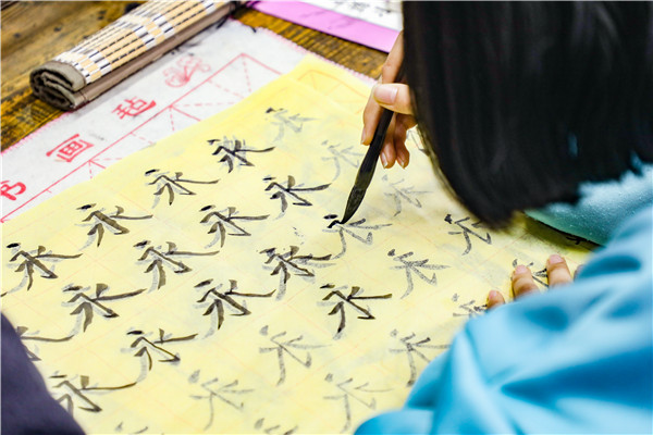 開學(xué)特輯|開學(xué)第一天，我們是這樣度過(guò)的